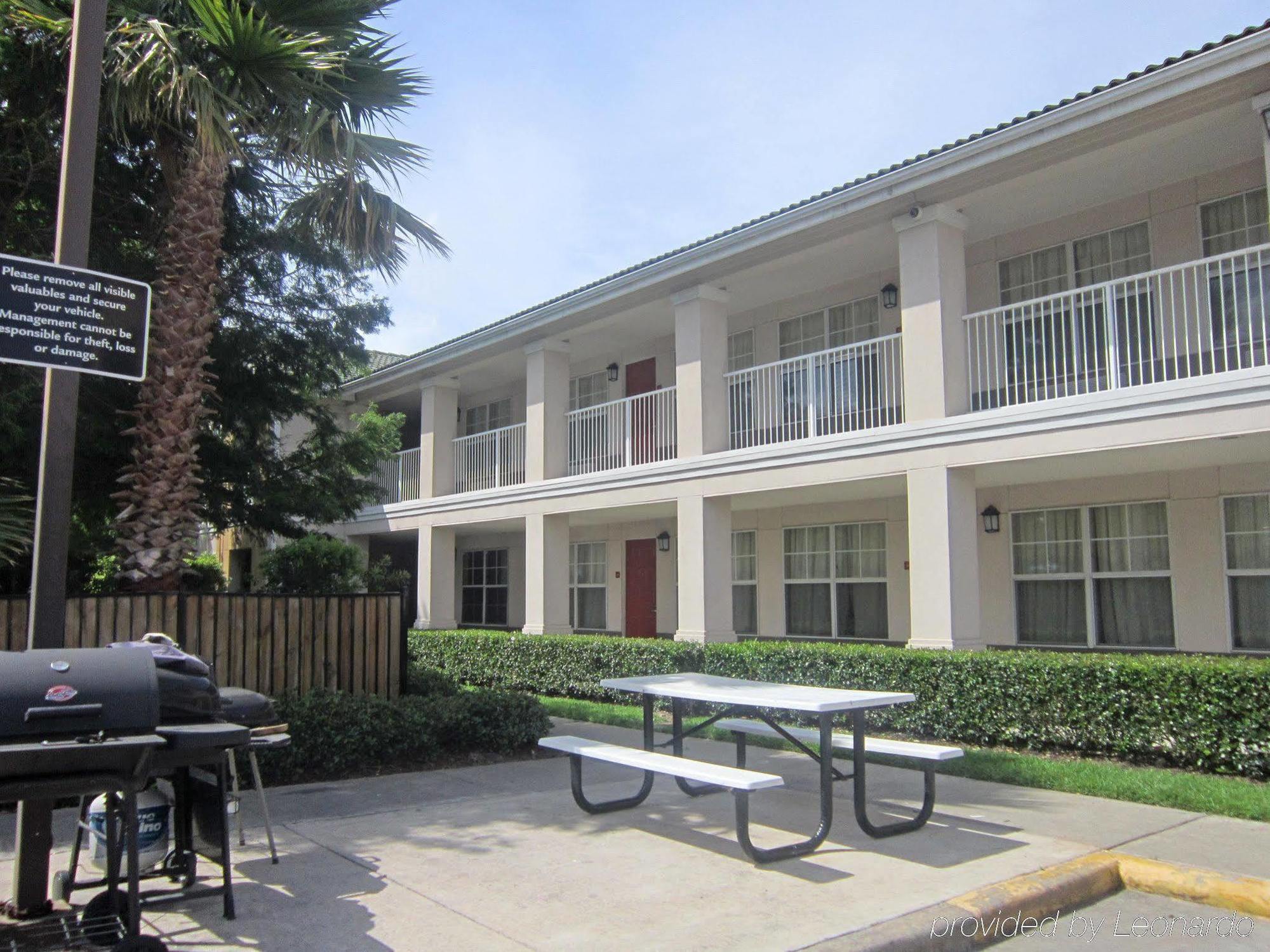 Sonesta Simply Suites Stafford Exterior photo
